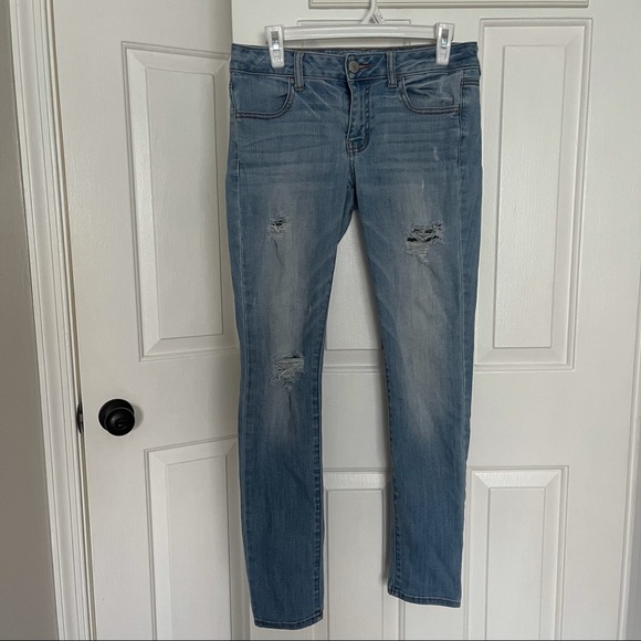 AMERICAN EAGLE WOMENS JEGGING JEANS SIZE 6 REG